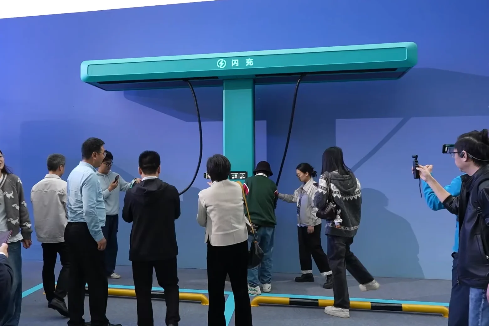 China NEV Penetration Hits Record 62.5% as Infrastructure Buildout Accelerates Recovery